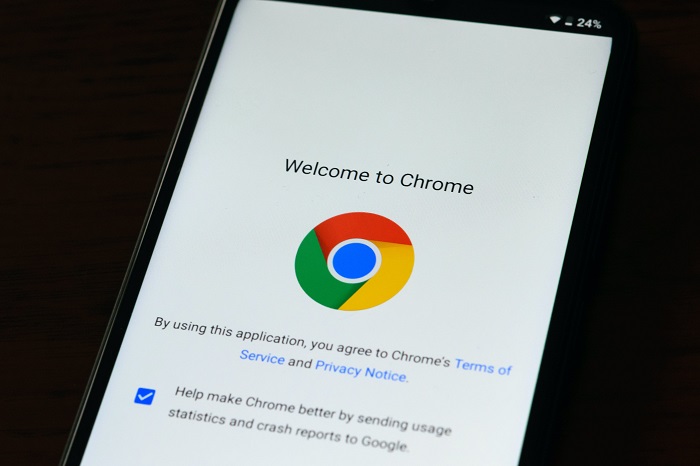 A Guide to How To Moving the Google Chrome URL Bar to the Bottom of Your iPhone